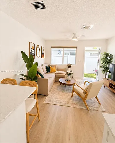 5712 Mayo St Photo 1