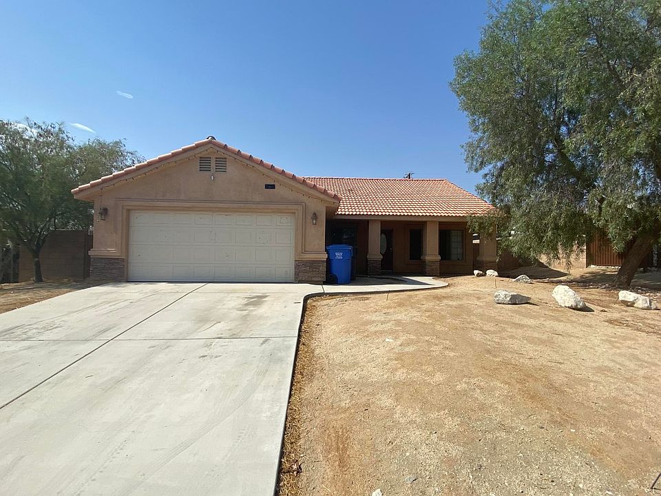 1st image of 65774 7th St