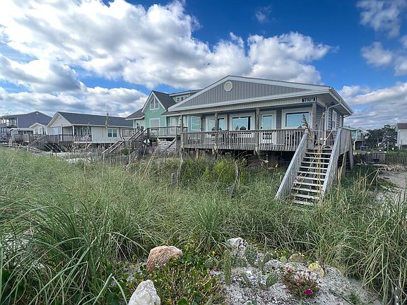 2nd image of 107 W Beach Dr