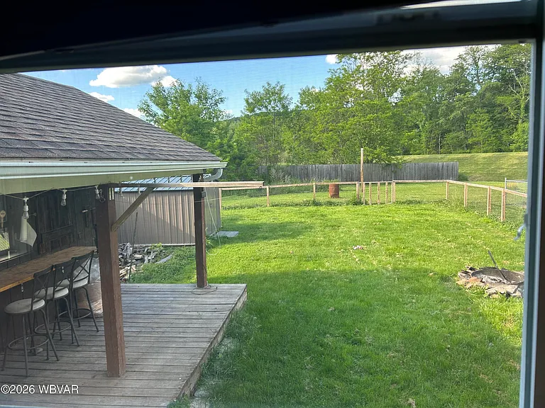 1820 Blanchard Ave — Photo 14