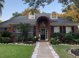 8114 Brighton Place Ct, Houston, TX 77095