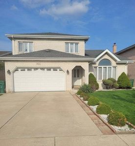 8528 Mayfield Ave, Burbank, IL, 60459