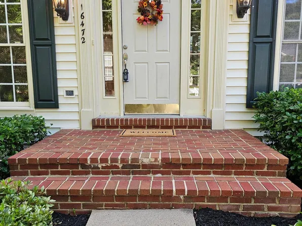 16472 Hayes Ln, Woodbridge, VA 22191