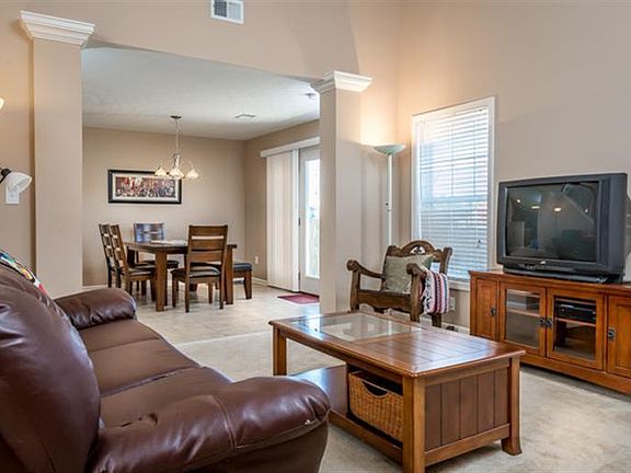 5th image of 1064 Stonecrop Dr