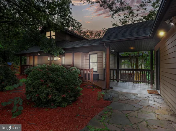 123 Lookout Rdg, Hedgesville, WV 25427