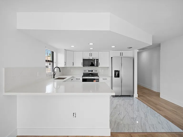 617 Hancock Bridge Pkwy — Photo 11