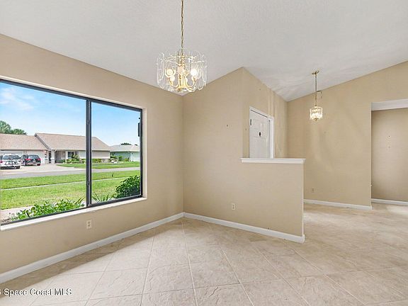 4th image of 1309 Pilgrim Ave