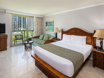 2045 Kalakaua Ave APT 618, Honolulu, HI, 96815