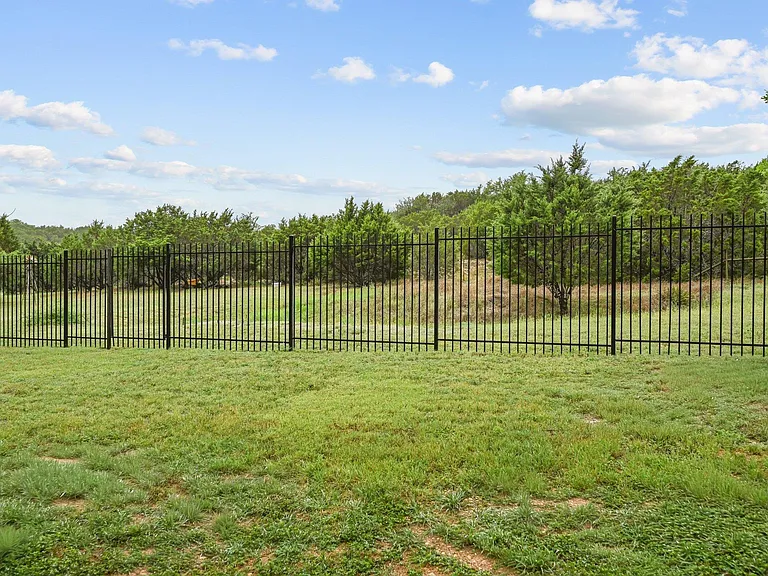 5528 Wild Foxglove Rd — Photo 36