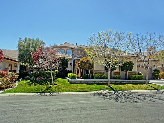 2nd image of 9817 Queen Charlotte Dr