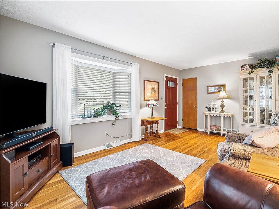 228 Berkshire Rd, Avon Lake, OH 44012 Zillow