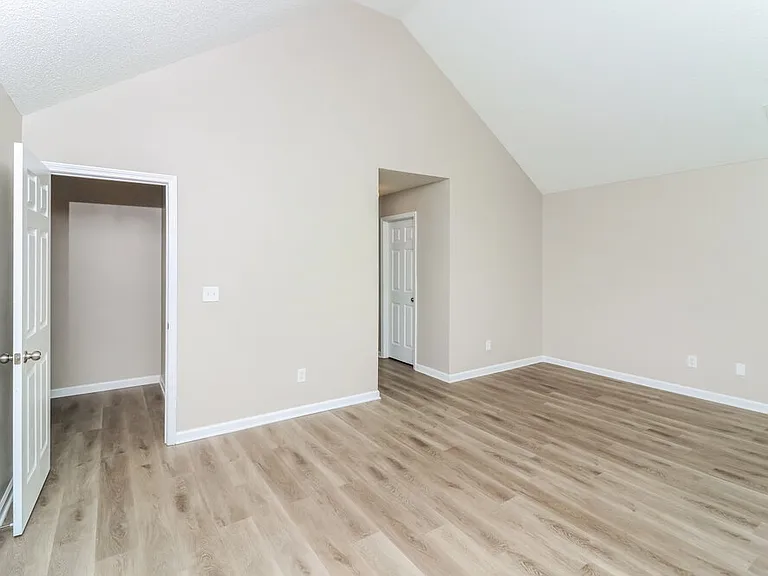 6981 Borowood Ln — Photo 14