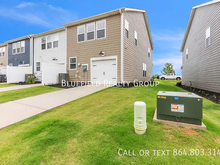 271 Dalmatian Dr — Photo 24