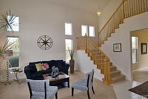 5th image of 20 Heritage Ct