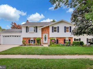 320 Double Eagle Dr, Linthicum, MD 21090