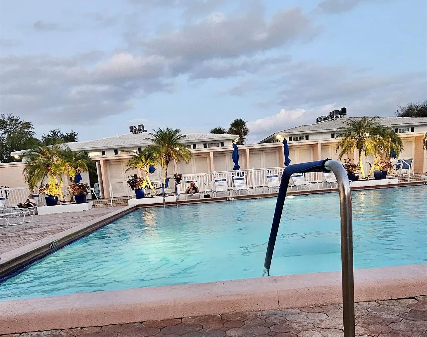 2 bed, 1.5 bath, 875 sqft, $1,780 — Photo 1