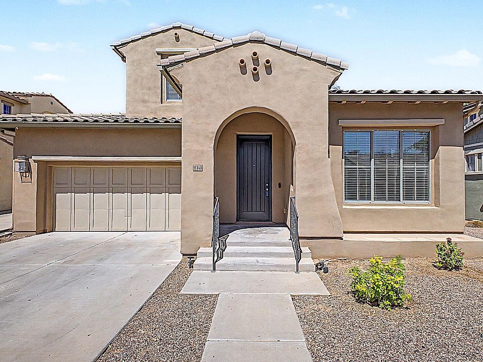 1st image of 15348 W DREYFUS Street