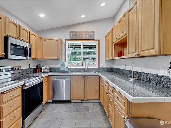 5th image of 21724 63rd Avenue E