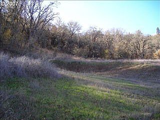 2nd image of 988 SE Eagles View Dr