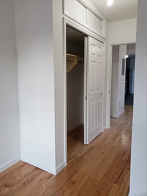 Rented by MCR Realty | media 17