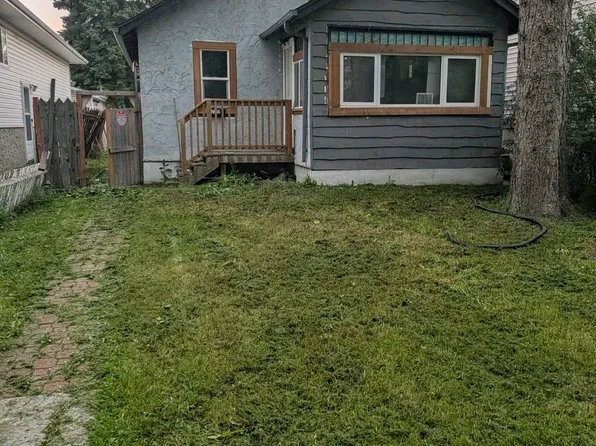 12722 116th St NW, Edmonton, AB T5E 5H2