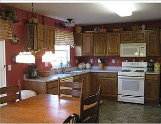 2nd image of 906 Arberdeen Dr