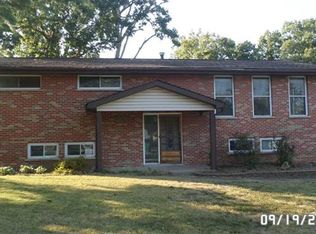 4409 Ridge Dr, High Ridge, MO 63049