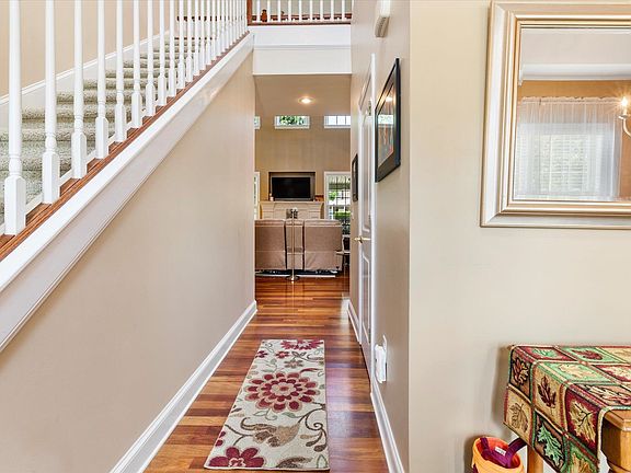 5th image of 6212 Crooked Stick Way