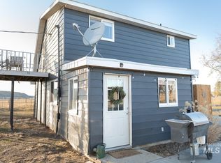 1750 S Thacker Rd, Hammett, ID 83627
