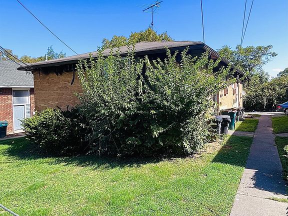 2nd image of 7860 Glenorchard Dr