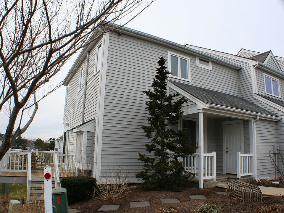 1st image of 547 White Cliff Dr