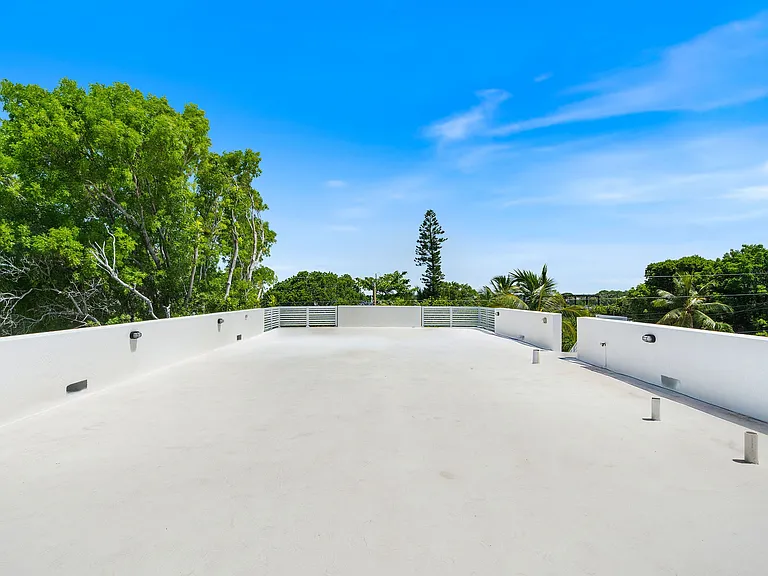 365 Buttonwood Shores Dr — Photo 47