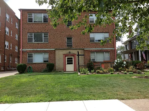 15127 Lake Ave Photo 1