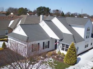 108 Davinci Ct, Monroe Township, NJ 08831