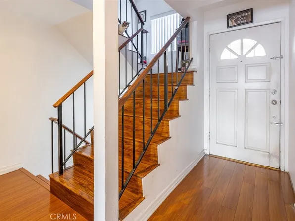 7319 Hazeltine Ave APT 11, Van Nuys, CA 91405