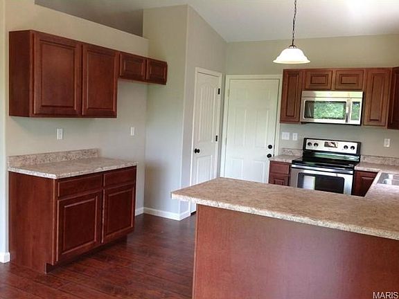 PICTURE IS OF PREVIOUS ANDREWS HOME. EACH HOME IS CUSTOM DESIGNED. BUYERS HAVE THE OPPORTUNITY TO DESIGN THEIR HOMES IF CONTRACTED TBB OR WHILE UNDER CONSTRUCTION.