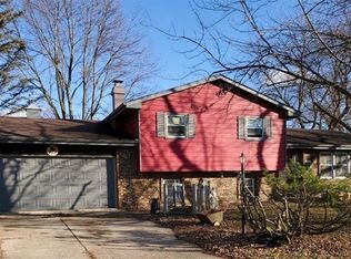 13405 Schneider St, Cedar Lake, IN 46303