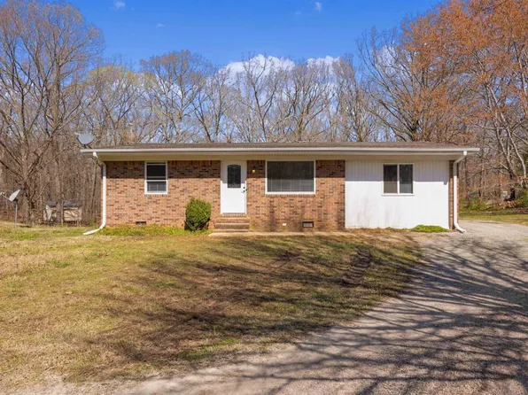 837 Bear Creek Rd, Pinson, TN 38366