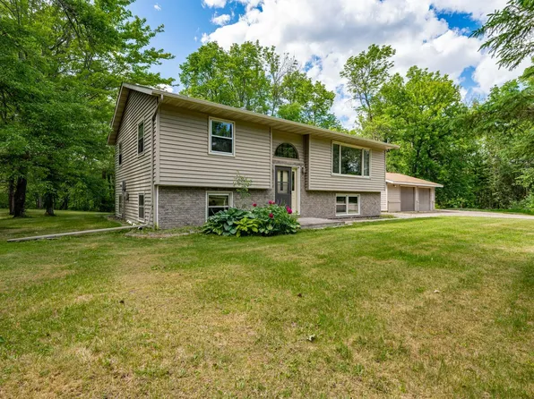 26699 Evergreen Ln, Cohasset, MN 55721