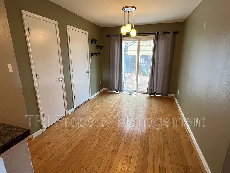 2501 Charolais Dr — Photo 8