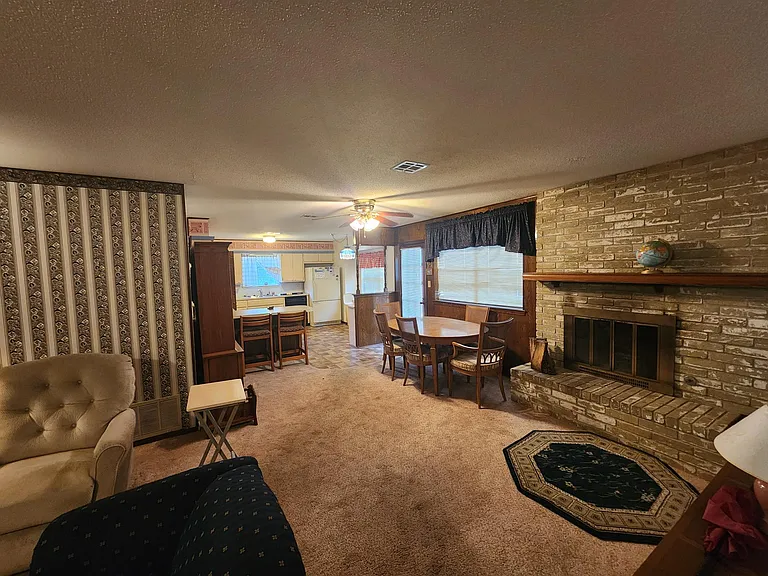 1313 Whippoorwill Dr — Photo 30