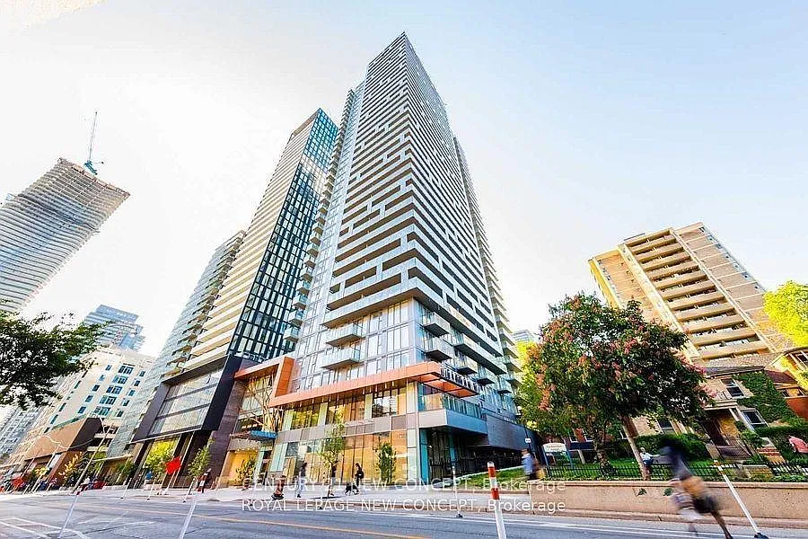 50 Wellesley St E #307