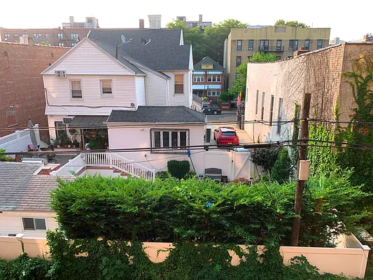 Rented by Corcoran | media 7