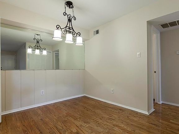 3rd image of 4643 Wild Indigo St APT 410