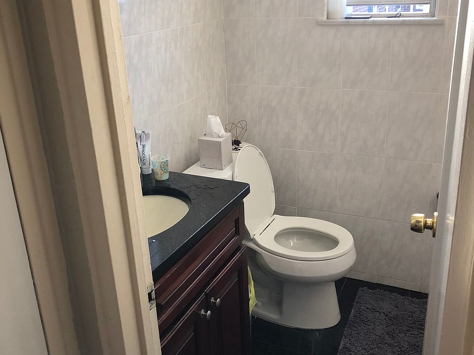 1st image of 7322 263rd St