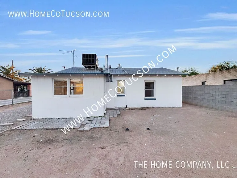 3625 S Lundy Ave — Photo 24