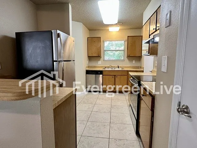 109 Barnsbury Ct — Photo 5