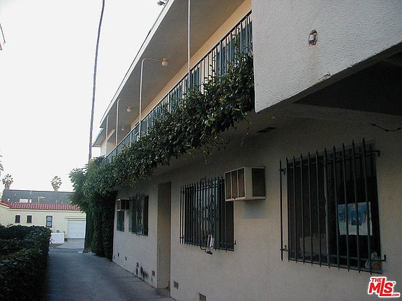 4th image of 7307 Willoughby Ave