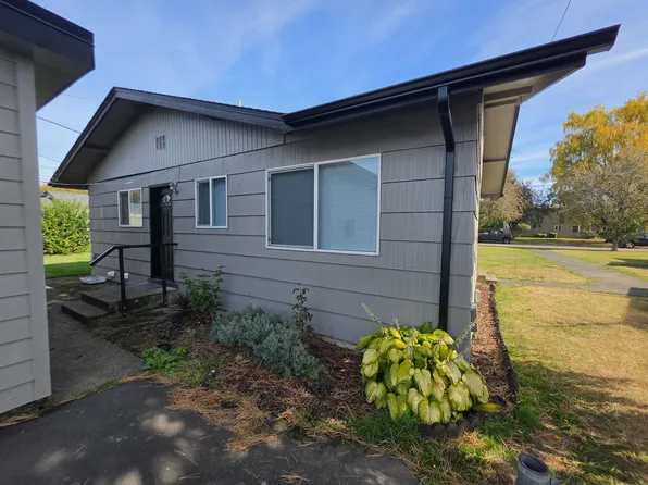 1159 10th Ave #1159, Longview, WA 98632