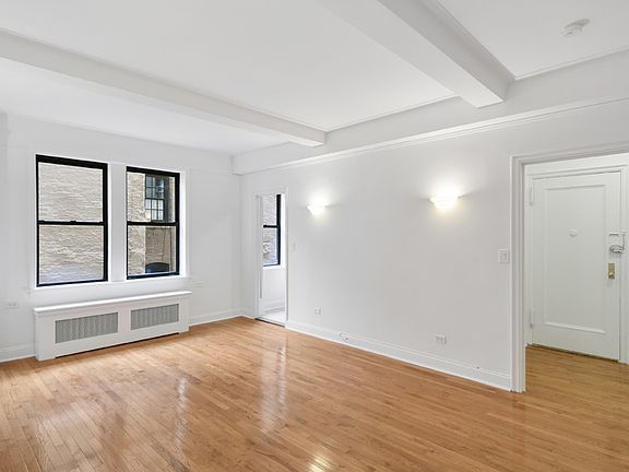 3rd image of 173 W 78th St APT 4D